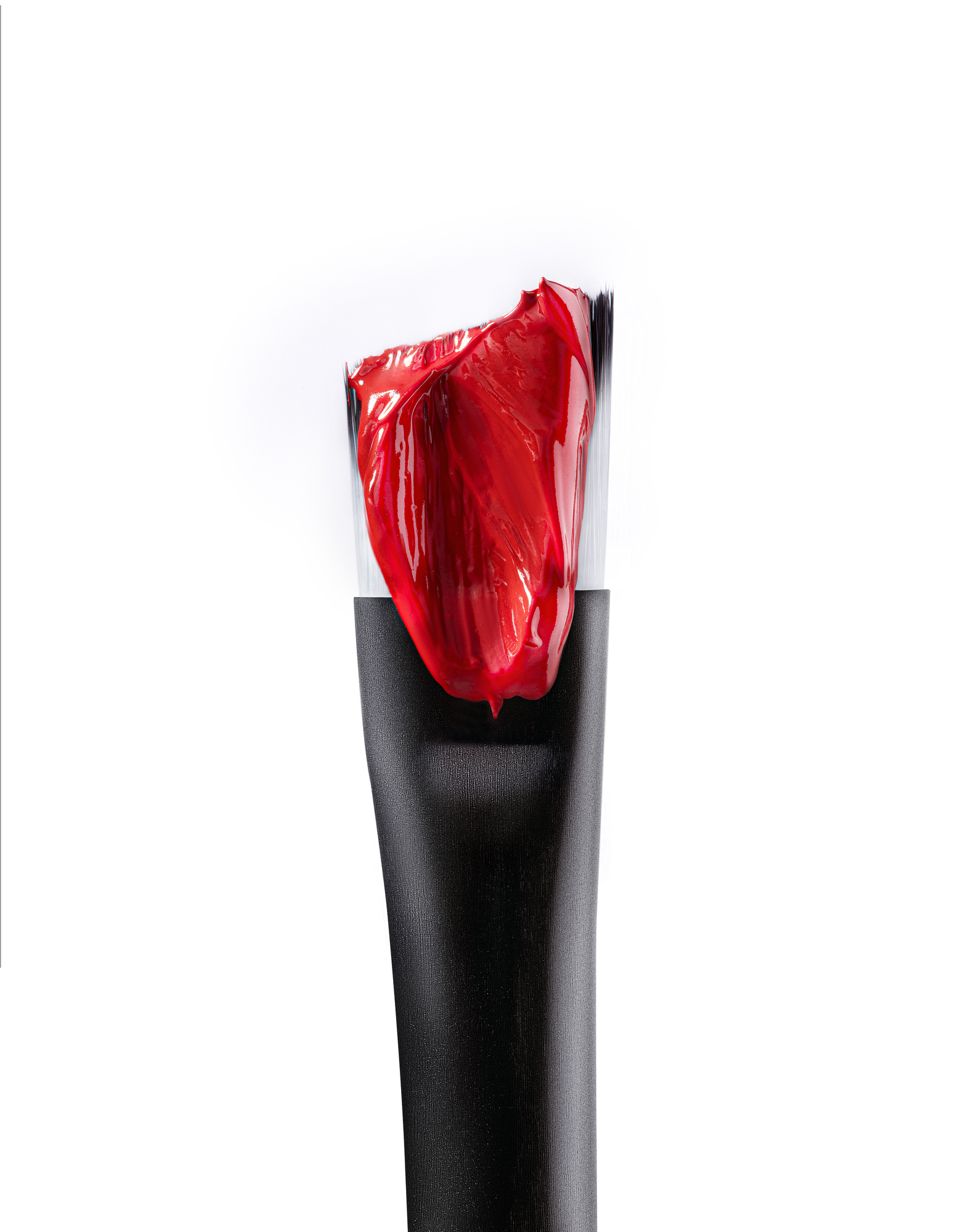 Lipstick texture retouching for cosmetics brands — smear and applicator still life for advertising and beauty photographers